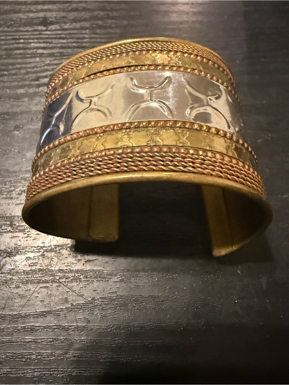 Two-Tone Textured mixed Metal Cuff Bracelet - Gold & Silver